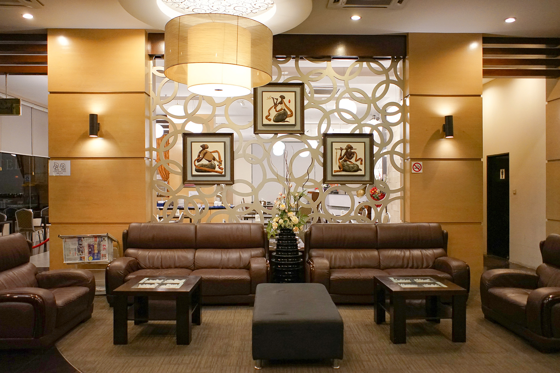 lobby 2